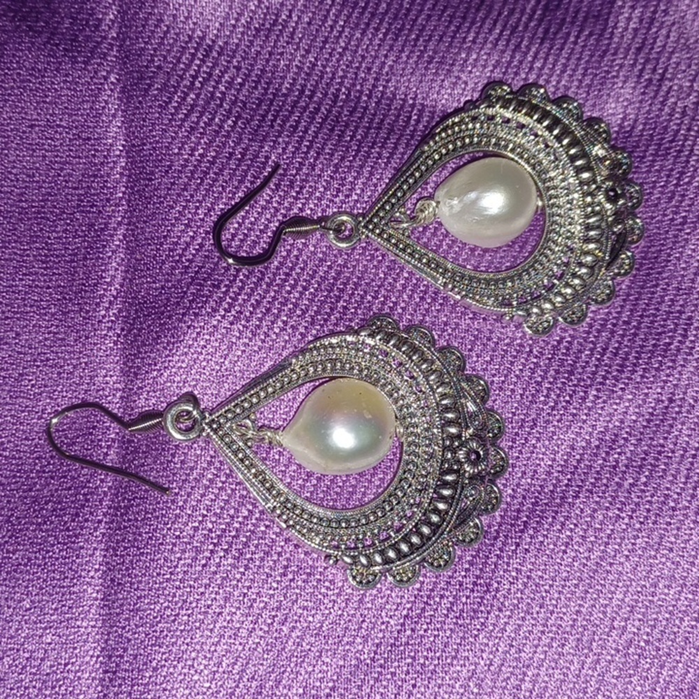 Silver Tone Pearl Drop Earrings